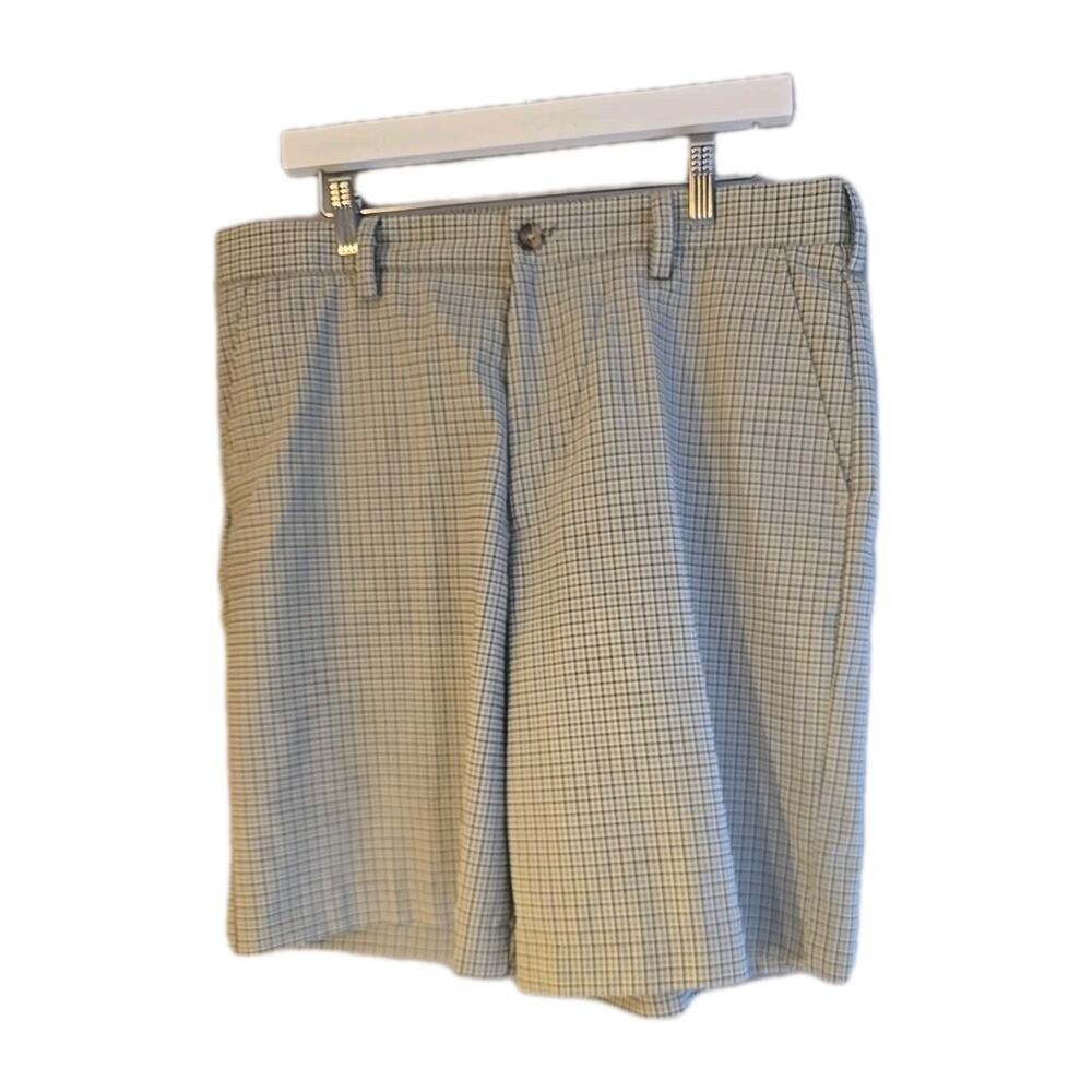 IZOD Tan Plaid Chino Performance Flat‎ Front Outdoor Golf Shorts Men's Size 34